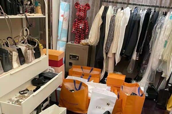 蚌埠禹会区回收一线品牌衣服